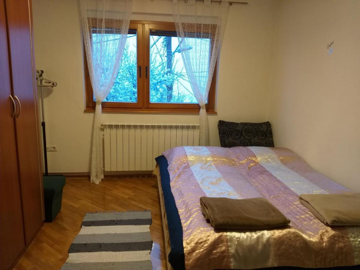 Apartman Sa Garazom I Internetom Sarajevo Ngoại thất bức ảnh